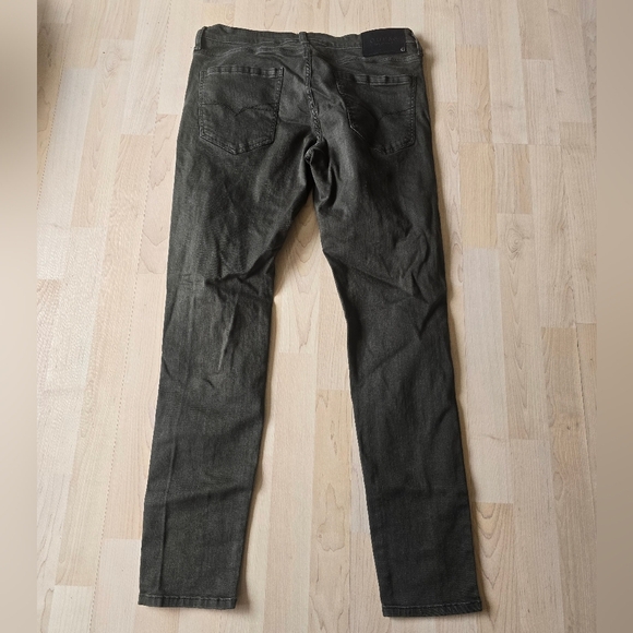 Guess Distressed Hunter Green Jeans Size 32 - Picture 3 of 10